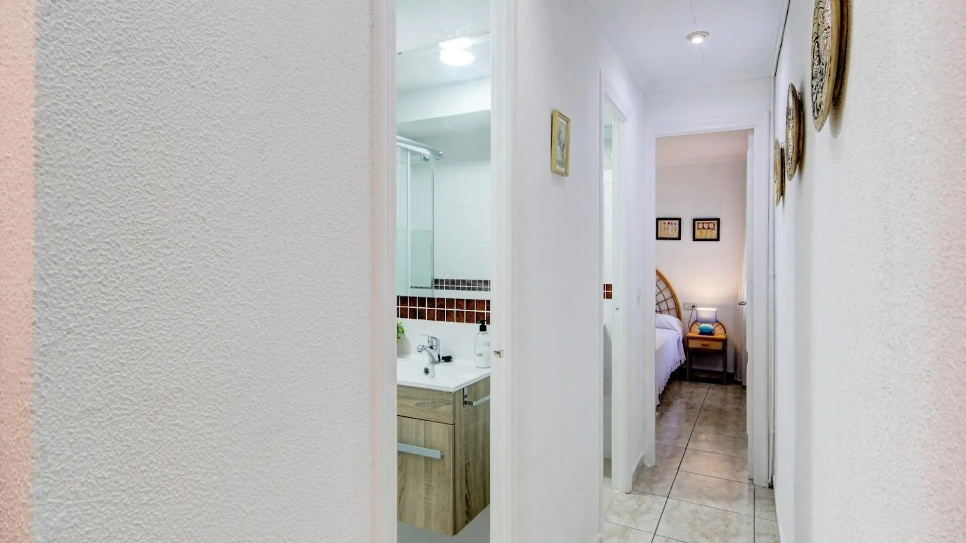Tranquil Holiday Home With Pool إمبوريابرافا 0*,  إسبانيا